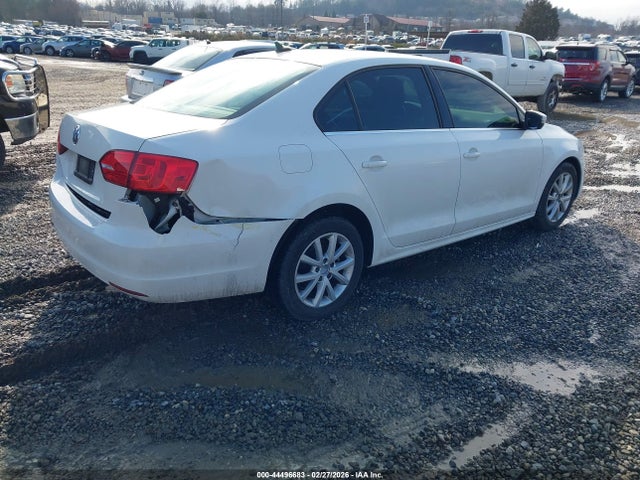 3VWD07AJ5EM218194 Volkswagen Jetta 1.8t Se