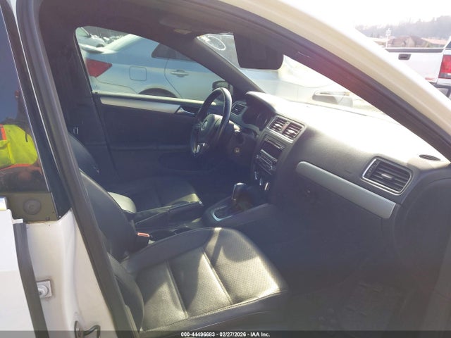 3VWD07AJ5EM218194 Volkswagen Jetta 1.8t Se