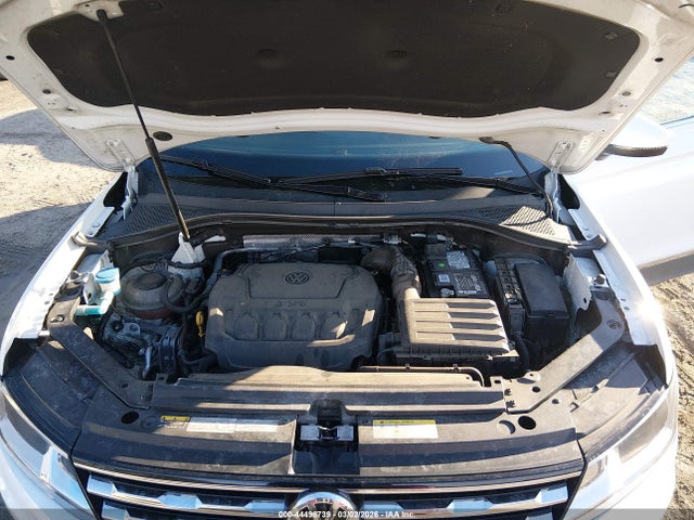 44496739 :رقم المزاد ، 3VV2B7AX8LM167944 vin ، 2020 Volkswagen Tiguan 2.0t Se/2.0t Se R-line Black/2.0t Sel مزاد بيع