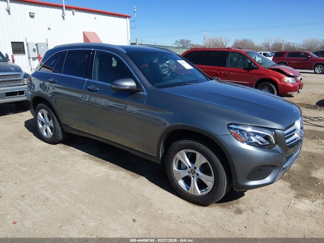 WDC0G4KB0JV015890 Mercedes-Benz Glc 300 4matic