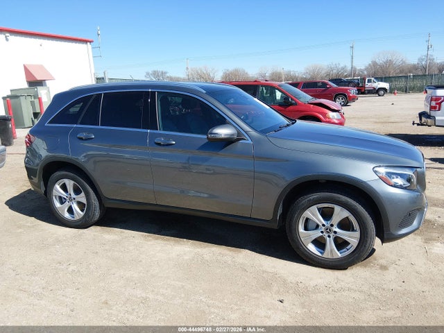 WDC0G4KB0JV015890 Mercedes-Benz Glc 300 4matic