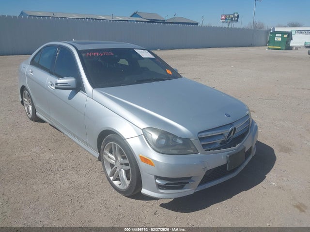 Продаж на аукціоні авто 2013 Mercedes-benz C 250 Sport, vin: WDDGF4HB7DA864351, номер лоту: 44496753