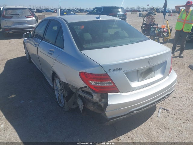 Продаж на аукціоні авто 2013 Mercedes-benz C 250 Sport, vin: WDDGF4HB7DA864351, номер лоту: 44496753