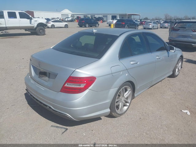 Продаж на аукціоні авто 2013 Mercedes-benz C 250 Sport, vin: WDDGF4HB7DA864351, номер лоту: 44496753