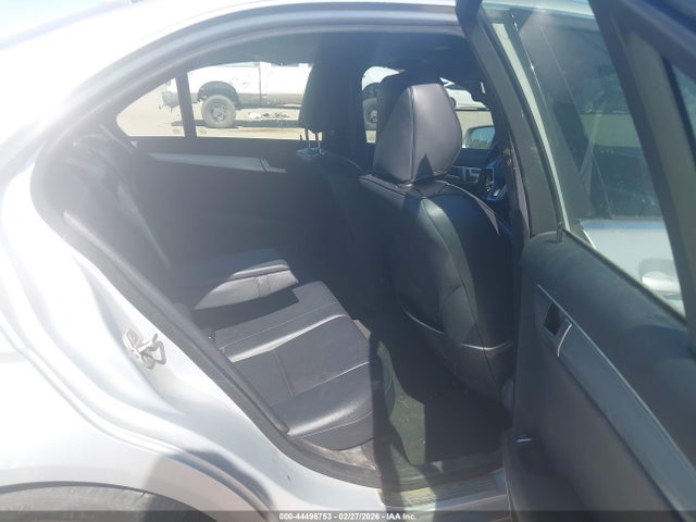 Продаж на аукціоні авто 2013 Mercedes-benz C 250 Sport, vin: WDDGF4HB7DA864351, номер лоту: 44496753