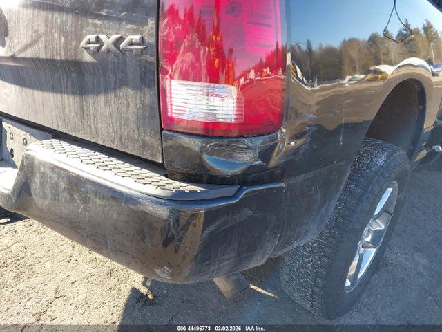44496773 :رقم المزاد ، 1C6RR7FG4KS542906 vin ، 2019 Ram 1500 Classic Express  4x4 6'4 Box مزاد بيع