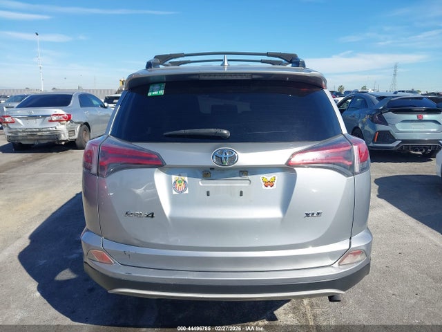 44496785 :رقم المزاد ، JTMWFREV5JJ166513 vin ، 2018 Toyota Rav4 Xle مزاد بيع