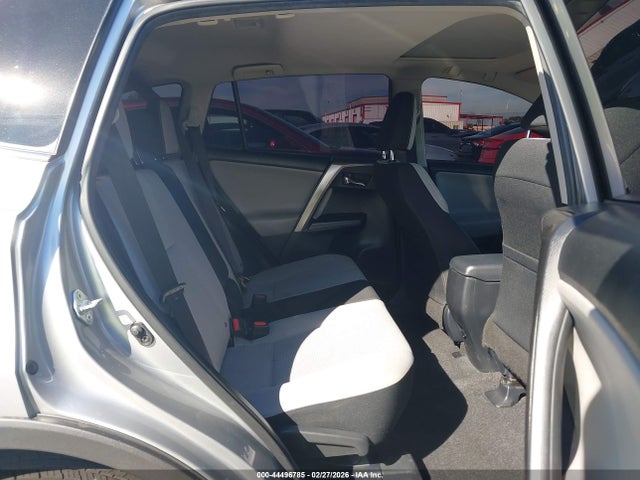 44496785 :رقم المزاد ، JTMWFREV5JJ166513 vin ، 2018 Toyota Rav4 Xle مزاد بيع