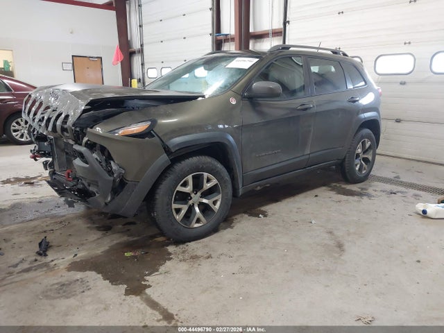 2015 Jeep Cherokee Trailhawk მანქანა იყიდება აუქციონზე, vin: 1C4PJMBSXFW513277, აუქციონის ნომერი: 44496790