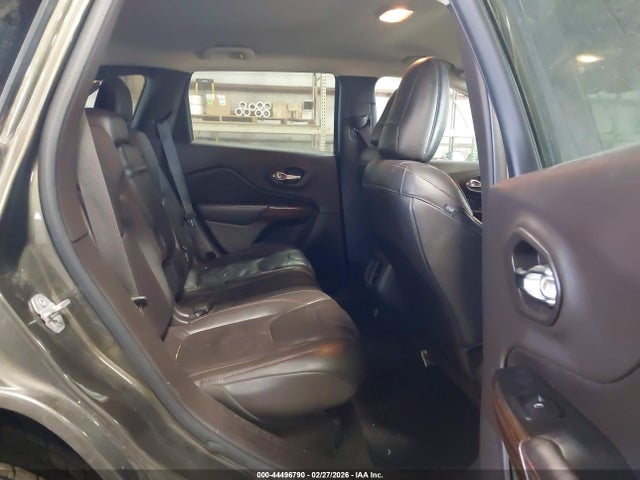 2015 Jeep Cherokee Trailhawk მანქანა იყიდება აუქციონზე, vin: 1C4PJMBSXFW513277, აუქციონის ნომერი: 44496790