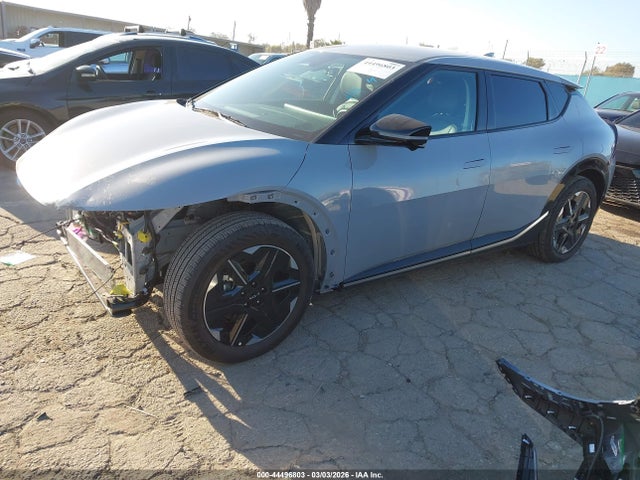 KIA Ev6 Wind 2025 5XYC34JA2SG013123 Image 2