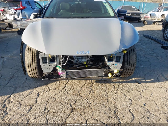 KIA Ev6 Wind 2025 5XYC34JA2SG013123 Image 6