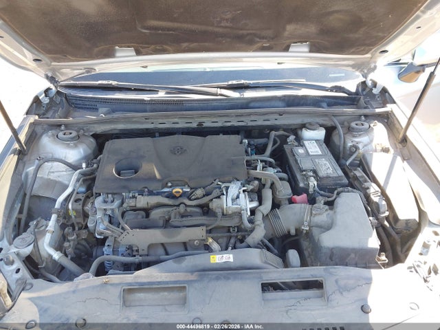 4T1B11HK8JU559075 Toyota CAMRY LE