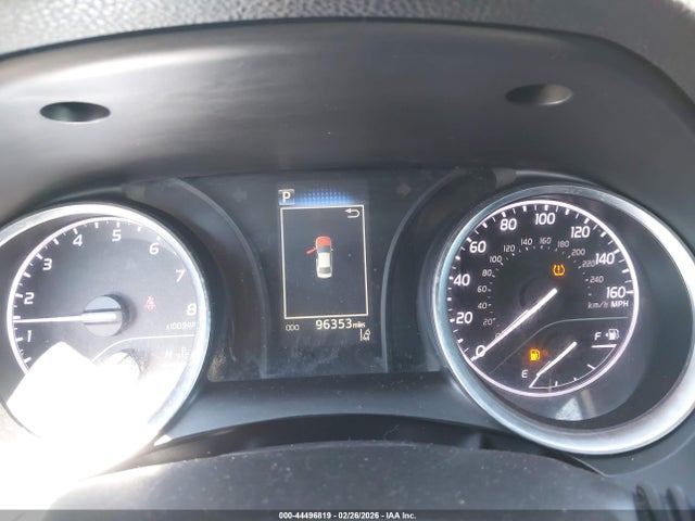 4T1B11HK8JU559075 Toyota CAMRY LE