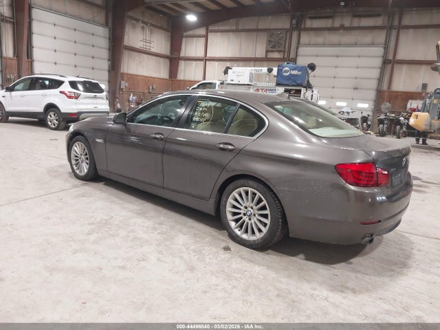 2013 BMW 535I WBAFU7C51DDU76428 Photo 2