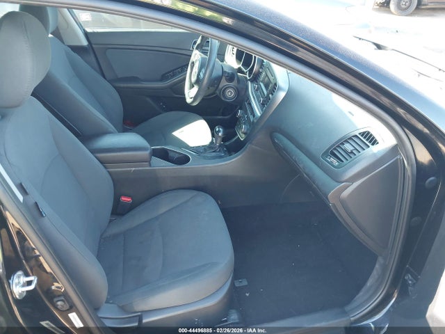 5XXGM4A74FG407803 KIA Optima Lx