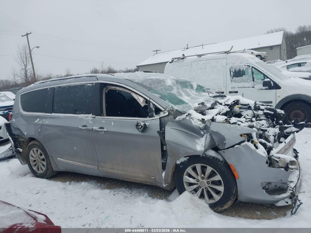 Aukcja sprzedaży 2018 Chrysler Pacifica Touring L, vin: 2C4RC1BG6JR192983, numer aukcji: 44496911
