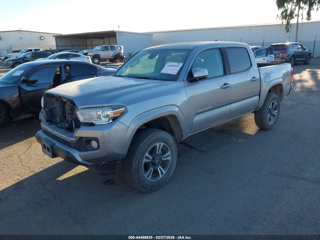 5TFAX5GN8KX153489 Toyota Tacoma Sr5