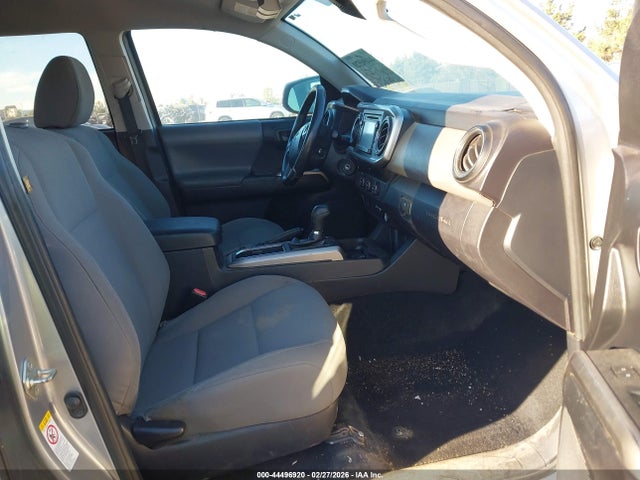 5TFAX5GN8KX153489 Toyota Tacoma Sr5