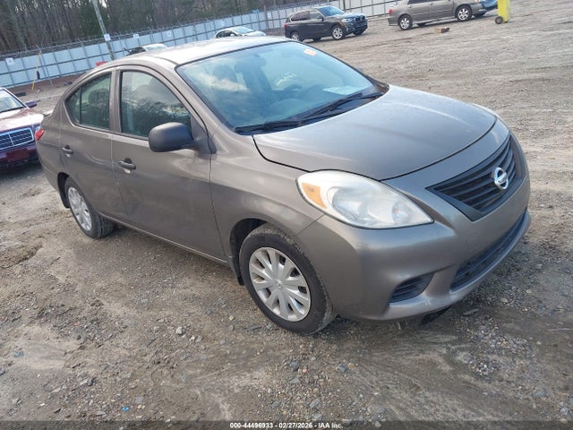 2014 Nissan Versa 1.6 S+ მანქანა იყიდება აუქციონზე, vin: 3N1CN7AP2EL824694, აუქციონის ნომერი: 44496933