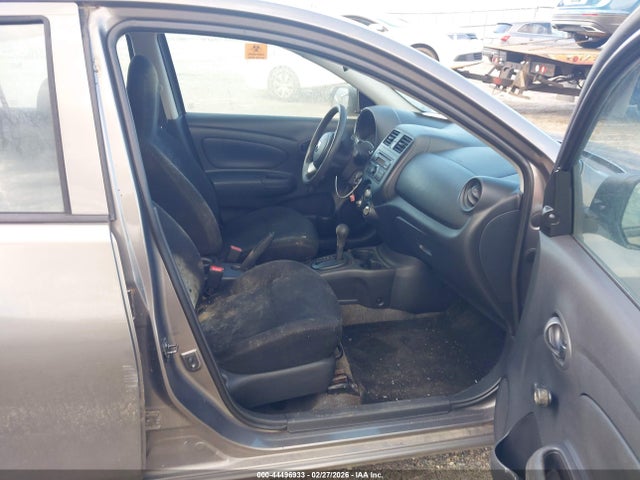2014 Nissan Versa 1.6 S+ მანქანა იყიდება აუქციონზე, vin: 3N1CN7AP2EL824694, აუქციონის ნომერი: 44496933