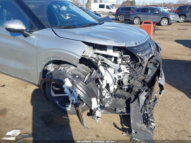Продаж на аукціоні авто 2024 Mitsubishi Outlander Se 2.5 2wd, vin: JA4J3VA82RZ052648, номер лоту: 44496945
