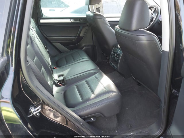 Продаж на аукціоні авто 2012 Volkswagen Touareg Tdi Sport, vin: WVGFK9BP6CD005165, номер лоту: 44497021