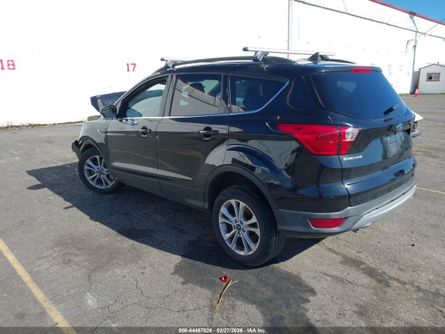 Ford ESCAPE SE 2019 1FMCU9GD8KUB82259 Image 3