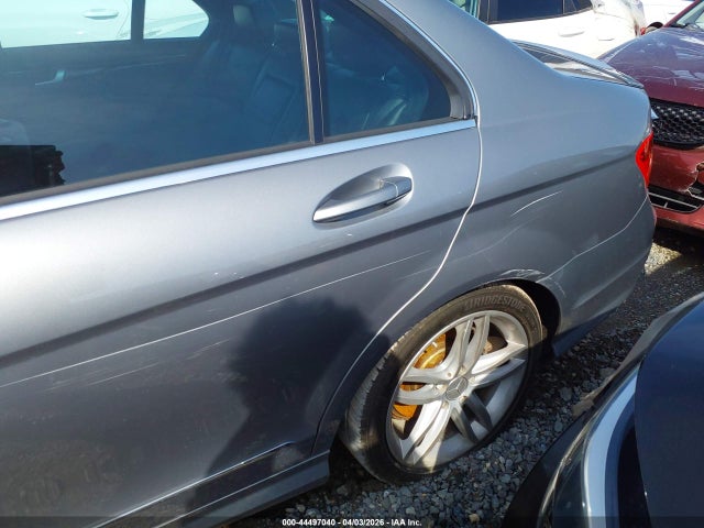 Продажа на аукционе авто 2012 Mercedes-benz C 300 Sport 4matic, vin: WDDGF8BB2CA630309, номер лота: 44497040