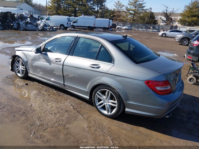 Продажа на аукционе авто 2012 Mercedes-benz C 300 Sport 4matic, vin: WDDGF8BB2CA630309, номер лота: 44497040