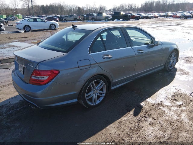 Продажа на аукционе авто 2012 Mercedes-benz C 300 Sport 4matic, vin: WDDGF8BB2CA630309, номер лота: 44497040