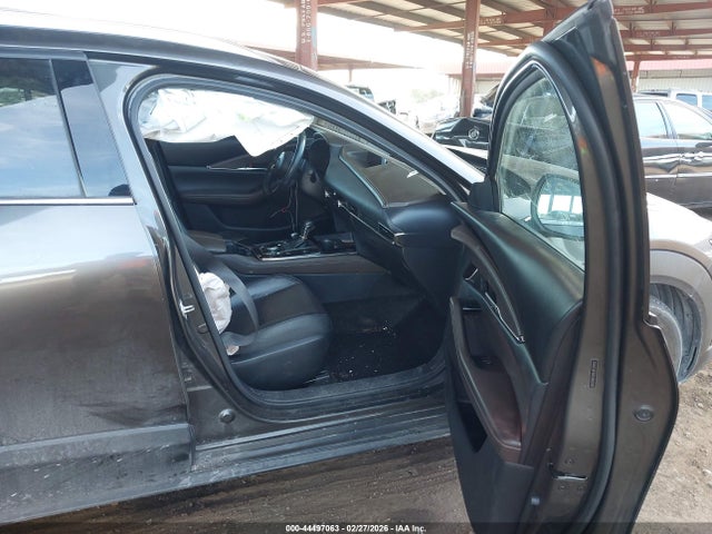 44497063 :رقم المزاد ، 3MVDMBEM9LM139802 vin ، 2020 Mazda Cx-30 Premium Package مزاد بيع