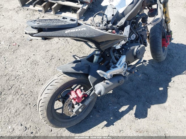 Продаж на аукціоні авто 2017 Honda Grom 125, vin: MLHJC6113H5207998, номер лоту: 44497068