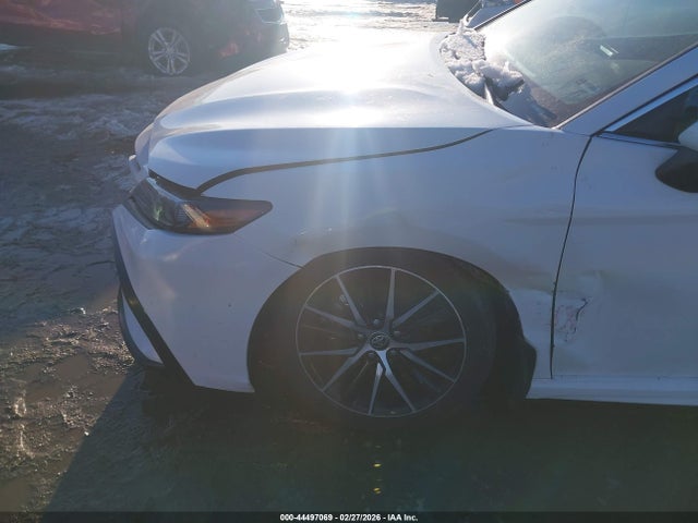 4T1G11BK0PU101232 Toyota Camry Se Awd