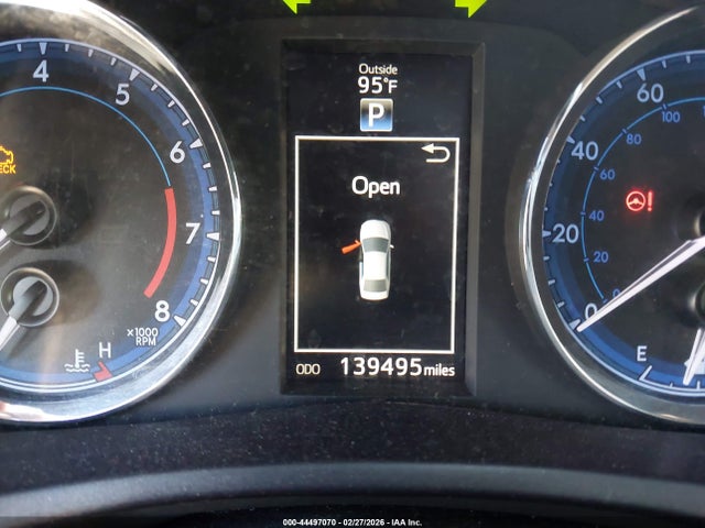 Toyota COROLLA SE 2018 5YFBURHEXJP777116 Image 15