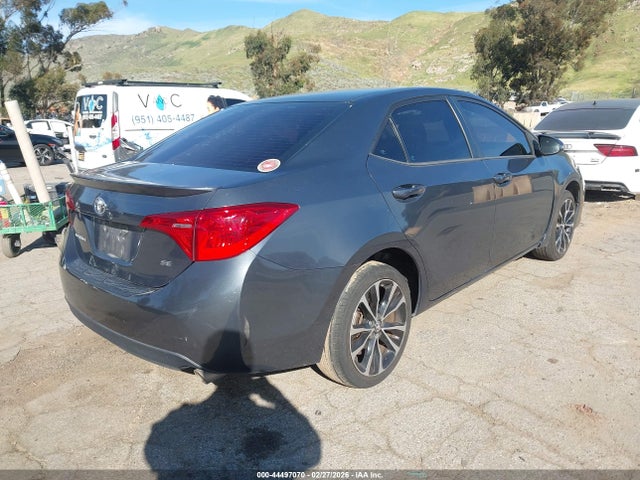 Toyota COROLLA SE 2018 5YFBURHEXJP777116 Image 4