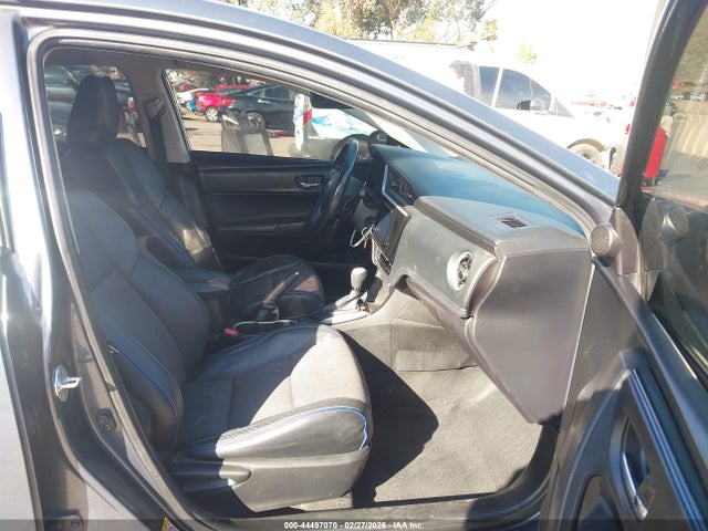 Toyota COROLLA SE 2018 5YFBURHEXJP777116 Image 5