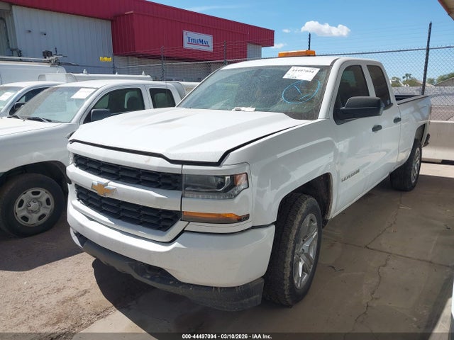 Chevrolet Silverado 1500 Custom 2017 1GCRCPEC1HZ353221 Image 2