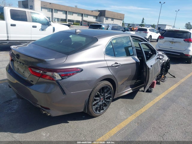 4T1G11AK3RU886950 Toyota CAMRY SE