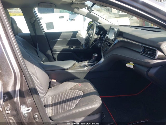 4T1G11AK3RU886950 Toyota CAMRY SE
