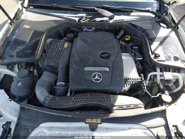 55SWF4JB6GU152844 Mercedes-Benz C 300
