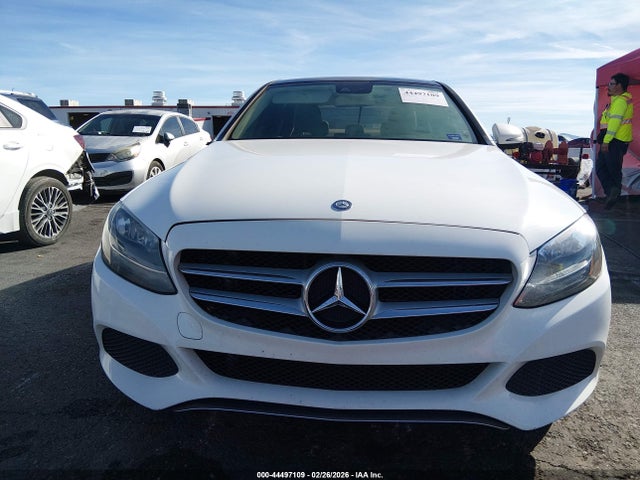 55SWF4JB6GU152844 Mercedes-Benz C 300