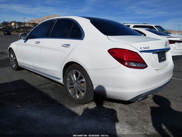 55SWF4JB6GU152844 Mercedes-Benz C 300