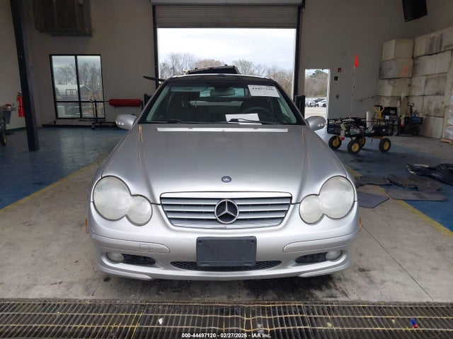 2003 Mercedes-benz C 230 Kompressor Sport მანქანა იყიდება აუქციონზე, vin: WDBRN40J93A477466, აუქციონის ნომერი: 44497120
