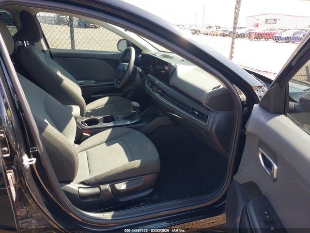 44497122 :رقم المزاد ، 3KPFT4DE0SE131776 vin ، 2025 Kia K4 Lxs مزاد بيع
