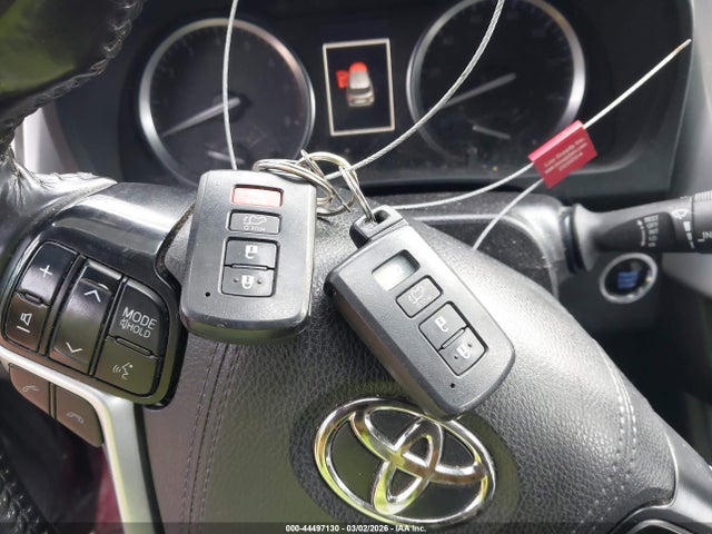 2019 TOYOTA HIGHLANDER 5TDJZRFH7KS734761 Photo 10