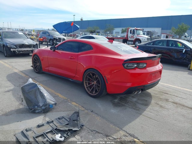 Chevrolet Camaro 2020 1G1FE1R78L0131837 Image 3