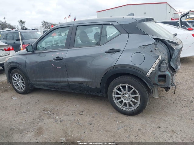 44497176 :رقم المزاد ، 3N1CP5BV7ML540584 vin ، 2021 Nissan Kicks S Xtronic Cvt مزاد بيع