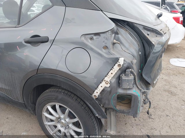 44497176 :رقم المزاد ، 3N1CP5BV7ML540584 vin ، 2021 Nissan Kicks S Xtronic Cvt مزاد بيع