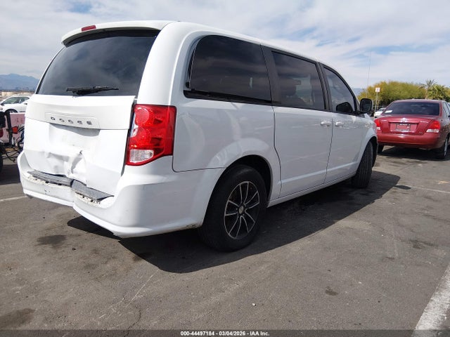 2C4RDGBG6JR221558 Dodge Grand Caravan Se Plus